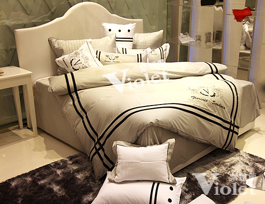 _mҼ2010Ʒ[N(xio)(hu )Ļ