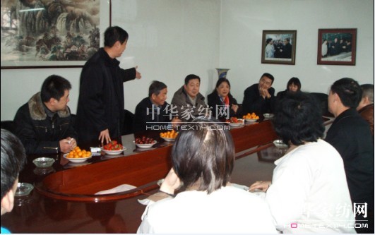 家紡協(xié)會(huì )名譽(yù)會(huì )長(cháng)楊東輝來(lái)格芙蘭公司考察
