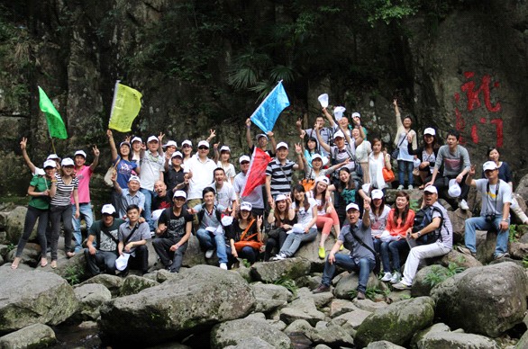 M(jn)Ӊ(mng)RFչһӖI(yng)֮{