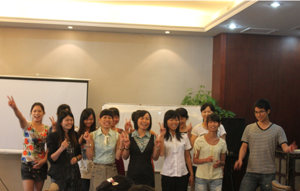 圖美寢飾2012第一期全能導購培訓順利開(kāi)營(yíng)