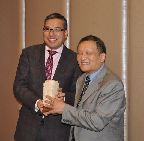 ຼ_ɰҼ(hu )ɹ_(ki)