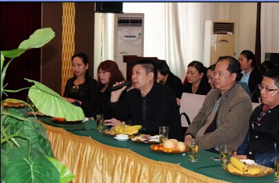 ˍuҼ2015Ʒbp(hu )߽(jng)N(xio)Մ(hu )AM(mn)Y