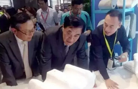 _mҼһNcͬġ˯Ļ