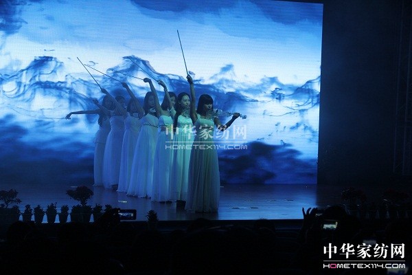 mԊ(sh)•2016Ʒˇ(hu )貾`