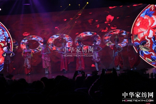 mԊ(sh)•2016Ʒˇ(hu )貾`