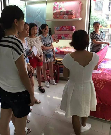 PʢҼ񹲾ͬ(chung  )＾x