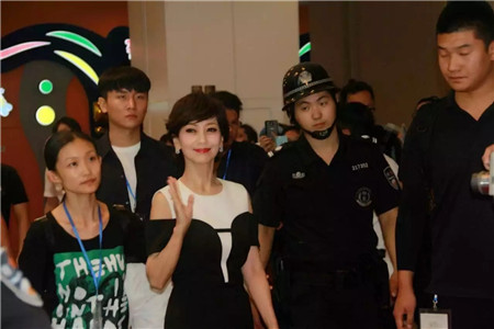 w֥@G಩ҼɼWR˹(zhun)u(mi)F(chng)