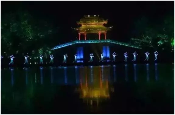 ζG20Ǻݡcz(hu )΢šuһuA(yng)ȡT(mn)Ʊ