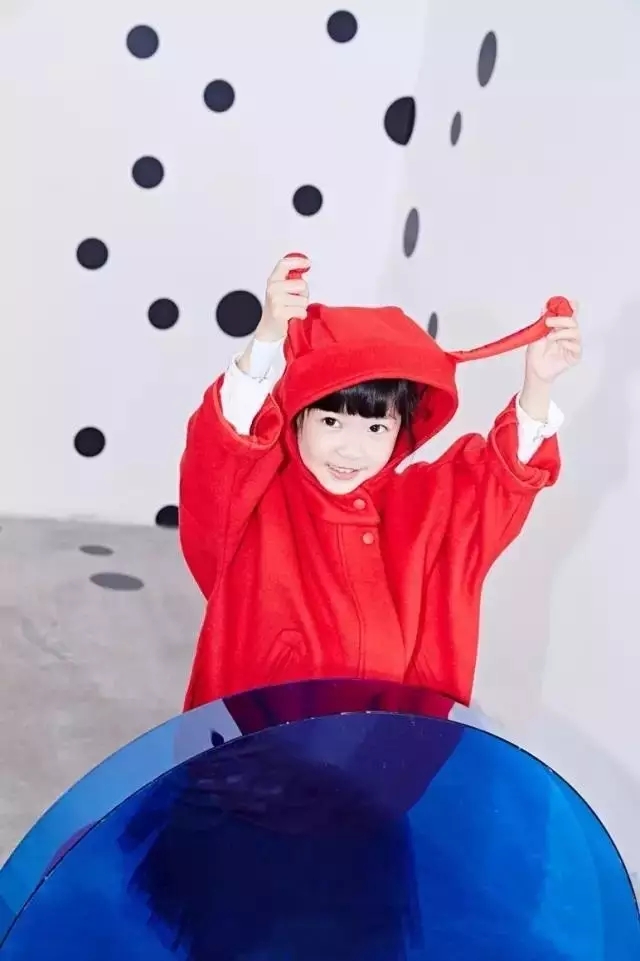 r(sh)OӋRFASHIONSHOWCASEz(hu )ɞ麼ݕr(sh)ƽ_