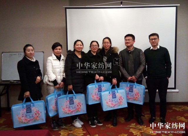 PʢҼ2017ƷȫѲӖ(hu )һվڽʽ_(ki)Ļ