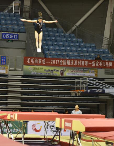 ëëҼȫĴϵِ\(dng)ëŮ