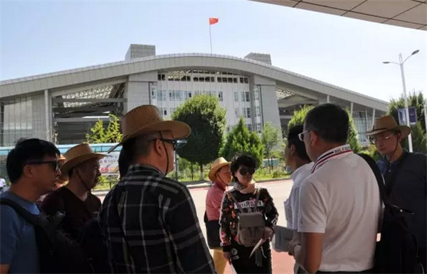 ຼҼ(zh)һһ·M(jn)½֮˹վ