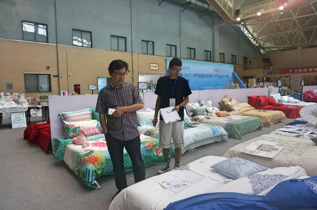 Ҹζϯͨ300Ҽa(chn)ƷŮ