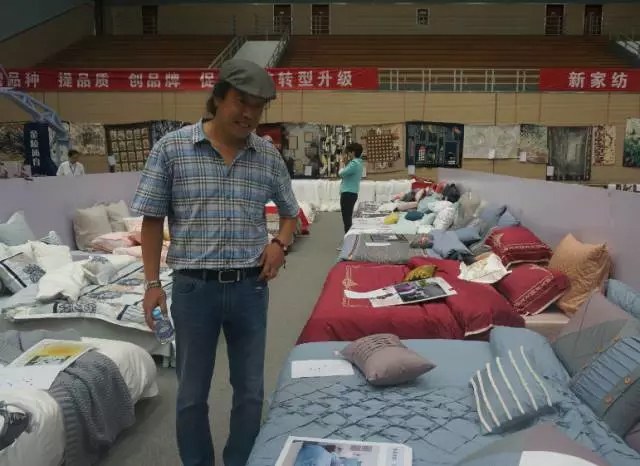 Ҹζϯͨ300Ҽa(chn)ƷŮ