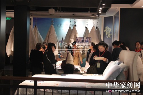 ĄPʢPʢҼ2018Ʒl(f)(hu )ʢ@Gȫ