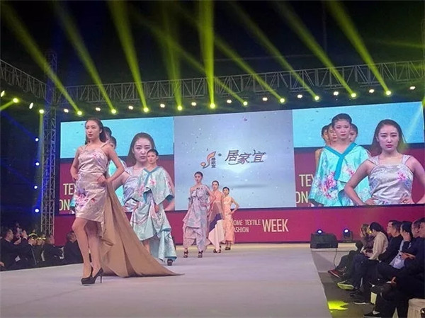 r(sh)I(lng)2017ɶҼ•ɶr(sh)bݾʆĻ