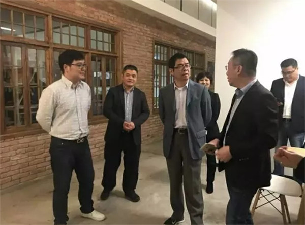 ЇҼf(xi)(hu )һ{вҼҵ̺