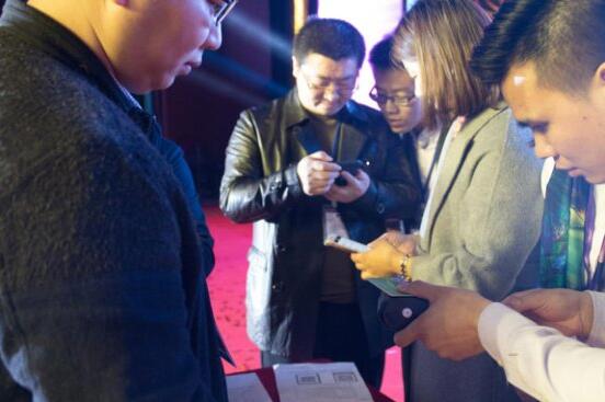 B͸īˮQaӡ¶ʹc(din)