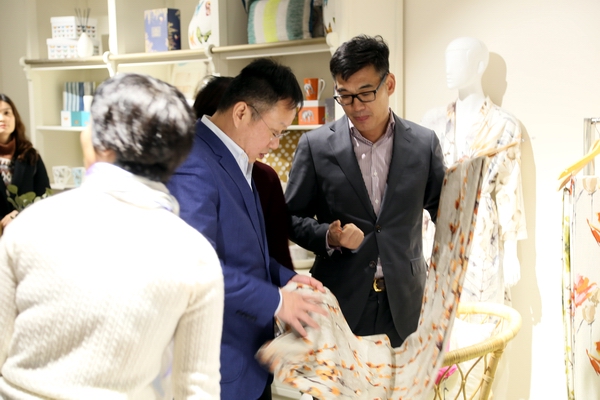 ںϰl(f)չ(hu )L(chng)Ī˹