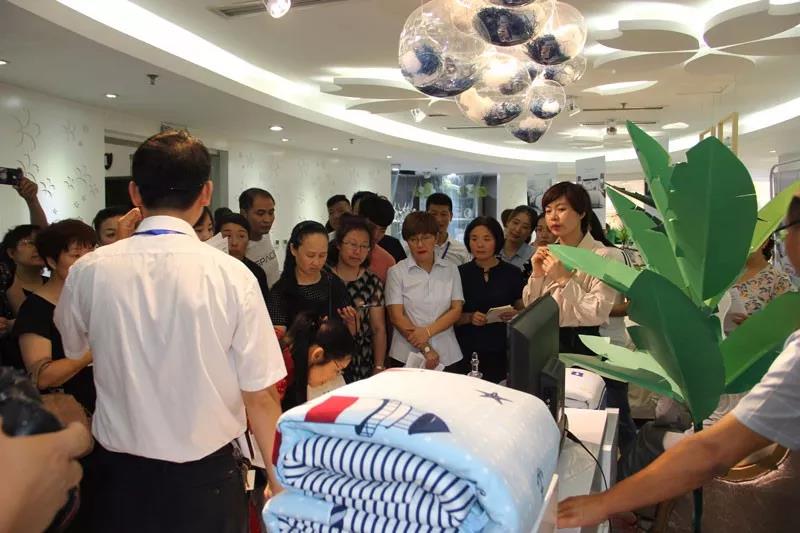 Ʒ•Ҽ2019ﶬƷl(f)(hu )AM(mn)չ