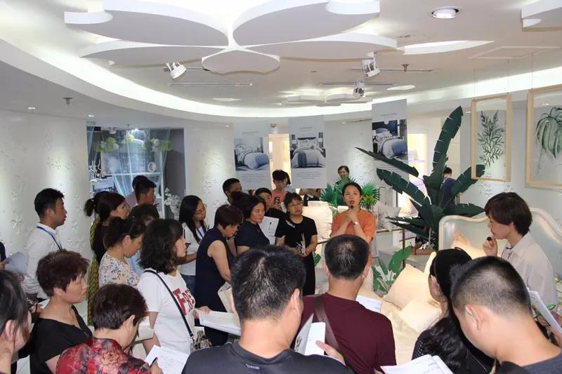 Ʒ•Ҽ2019ﶬƷl(f)(hu )AM(mn)չ