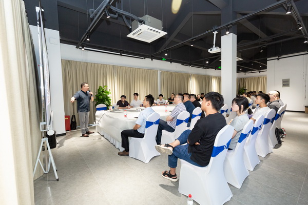 r(sh)hr(sh)δ(li)l(f)չ}ՓںݽzIСe